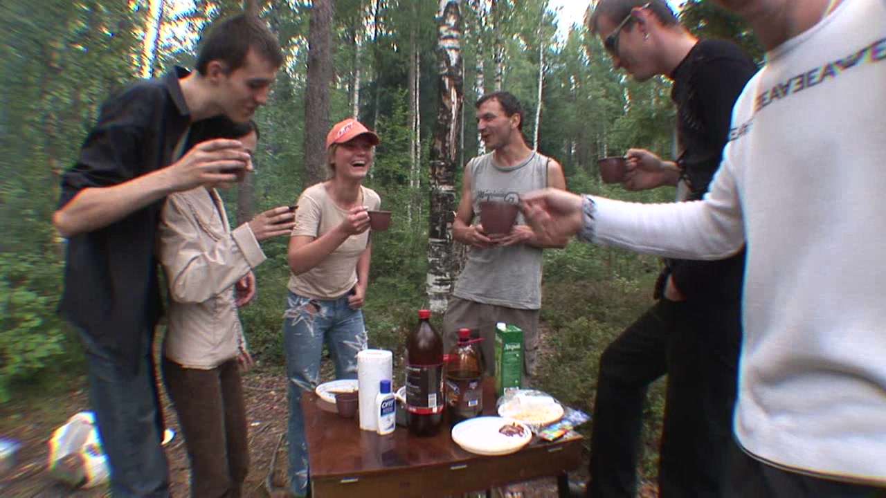 Оргия в лесу - Смотреть секс, порно видео.